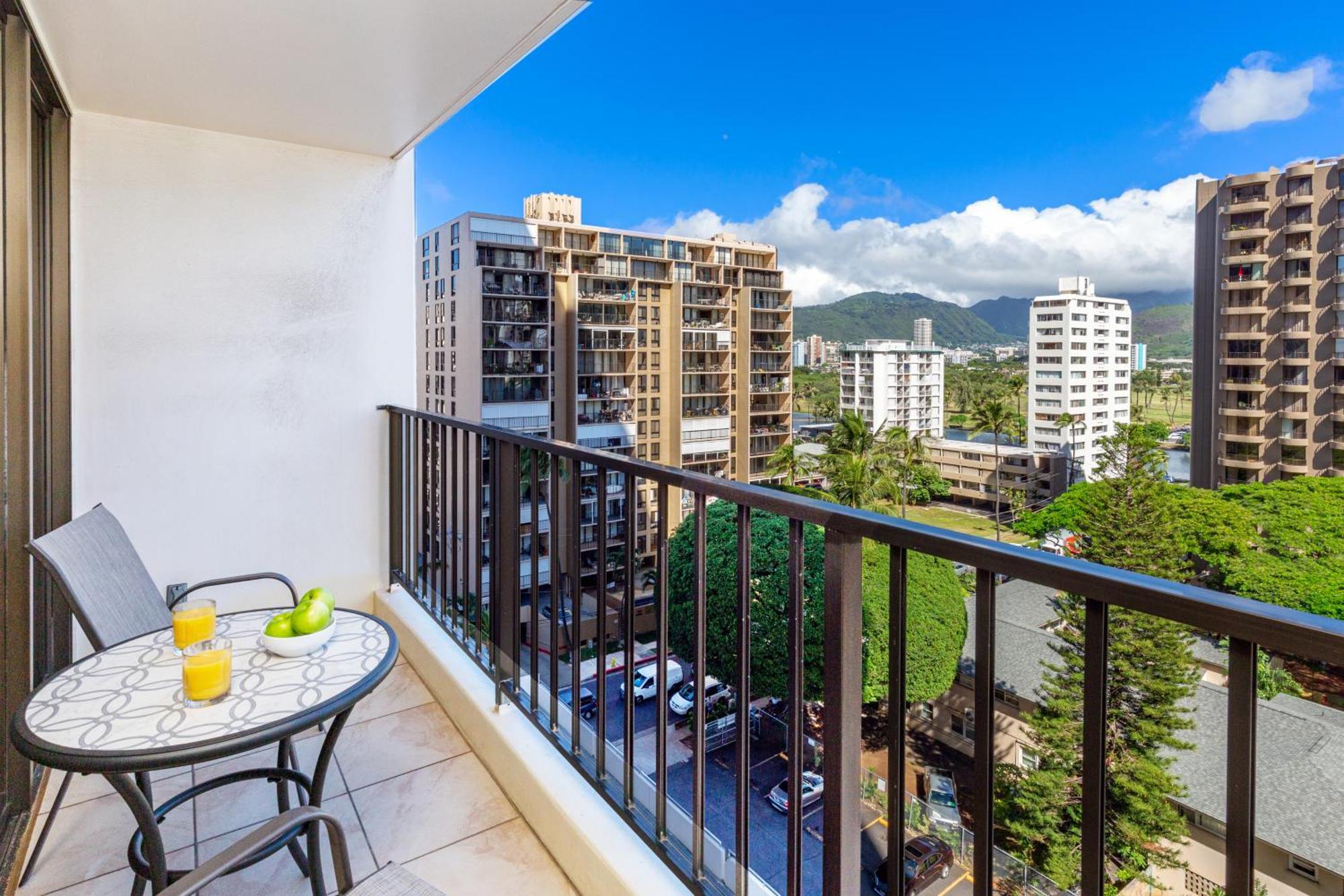 Mountain View Condo Near Beach With Free Parking! Гонолулу Экстерьер фото
